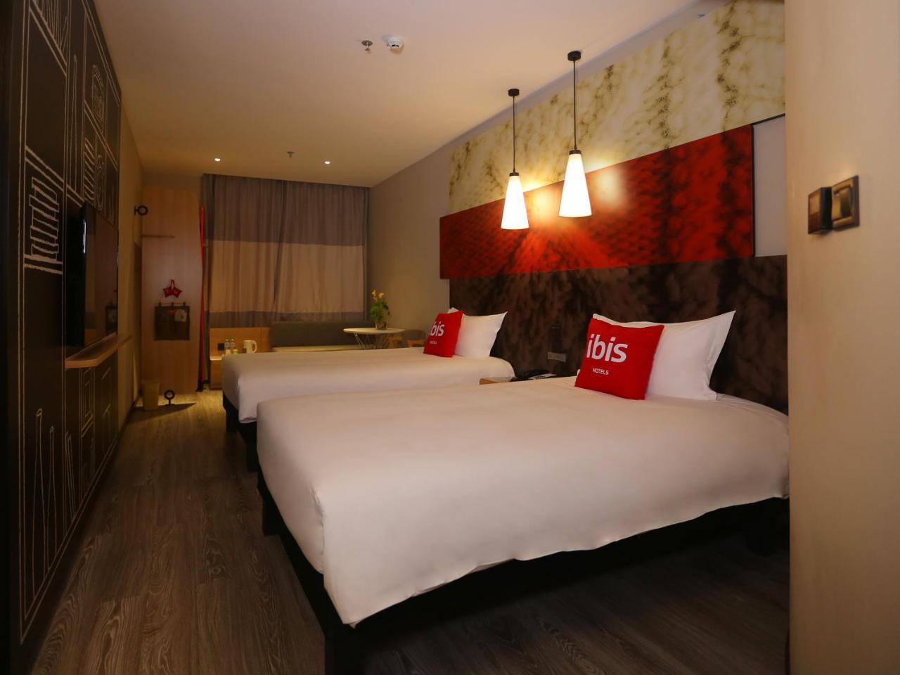 Ibis Haikou Injoy Plaza Hotel Eksteriør bilde